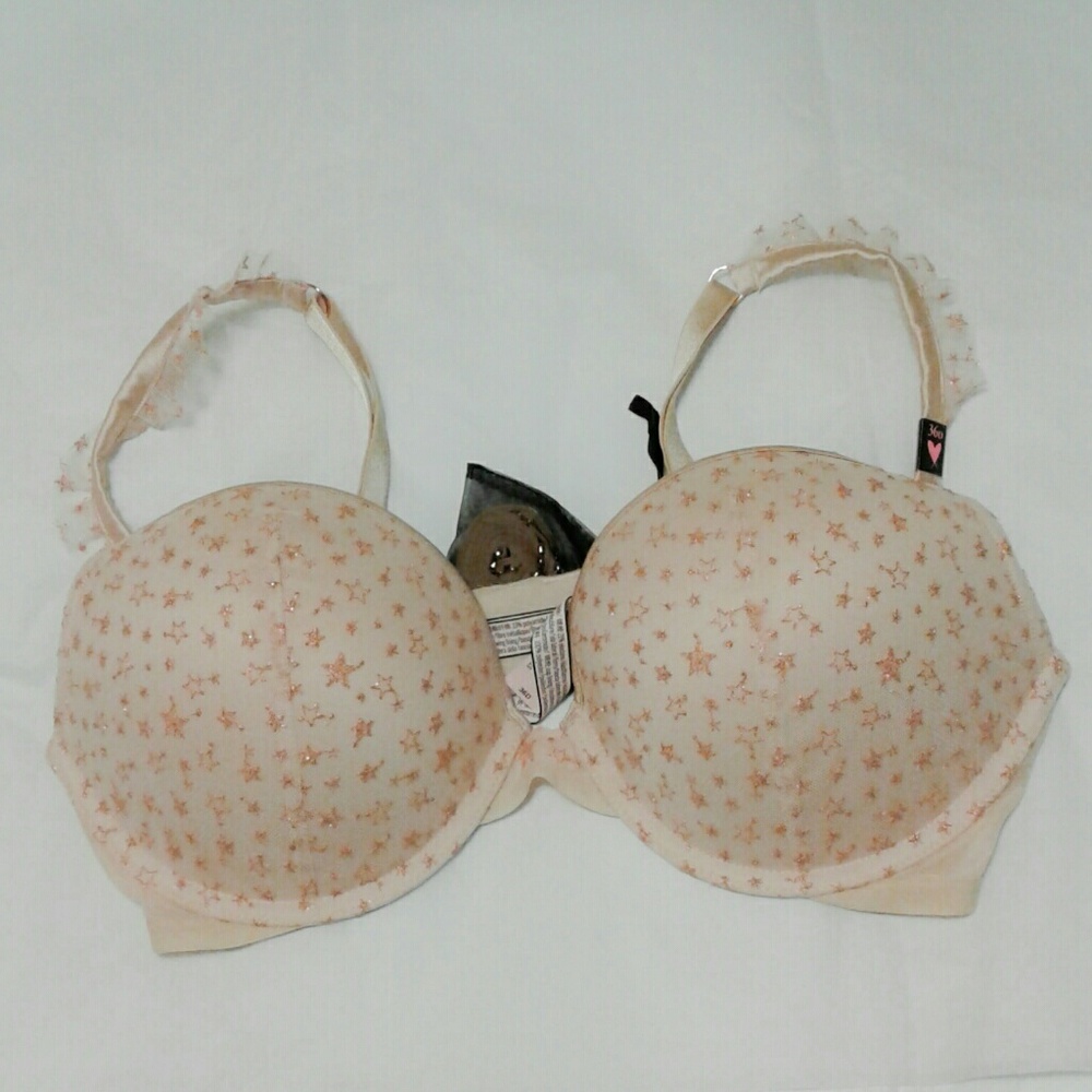New Victoria's Secret bra with tags